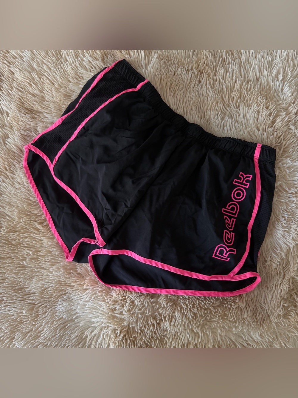Reebok black shorts with pink trim, liner and drawstring size L #athletic #sport